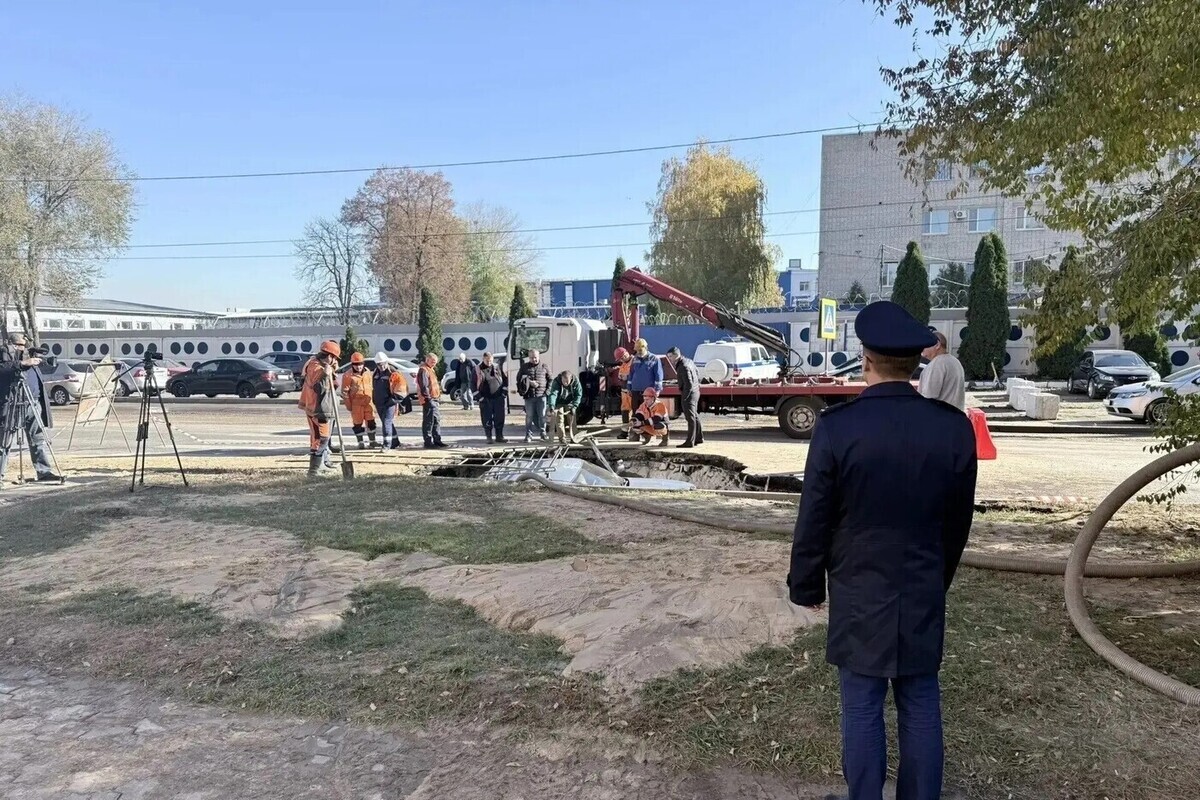 В Воронеже без воды остаются уже 23 улицы левобережья

Причина — осложнённые работы по устранению утечки на улице Ленинг