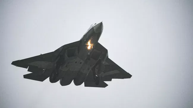 "На голову выше". В США забили тревогу из-за нового российского оружия

Краткий пересказ от РИА ИИ

Программа Су-57 в по