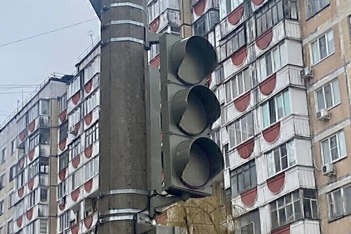 В Белгороде местами погасли светофоры

В Белгороде на пересечении улиц Губкина и Архиерейской отключились светофоры
