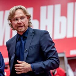 Карпин: «Макгиди говорил, что русские люди — странные»

Главный тренер сборной России Валерий Карпин признался, что у бы