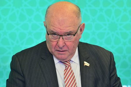 В России отреагировали на заявление Зеленского о дате трехсторонних переговоров

Пока о дате трехсторонних переговоров Р