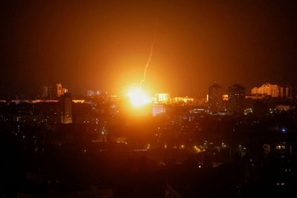 Кличко сообщил об ударе по объекту критической инфраструктуры в Киеве

В Киеве подвергся атаке объект критической инфрас