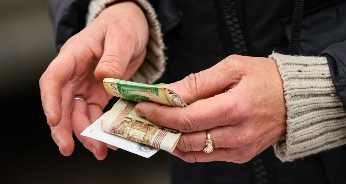 На каких вкладах еще можно заработать: лучшие предложения октября

Топ-3 рейтинга полугодовых вкладов.