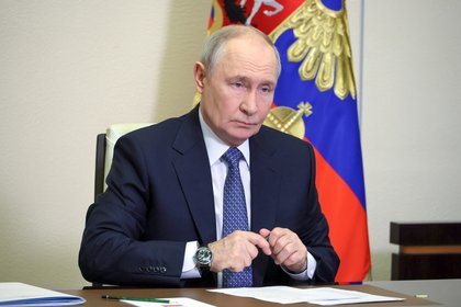 Путин оценил роль СМИ

Президент России Владимир Путин считает, что средства массовой информации (СМИ) задают ориентиры 