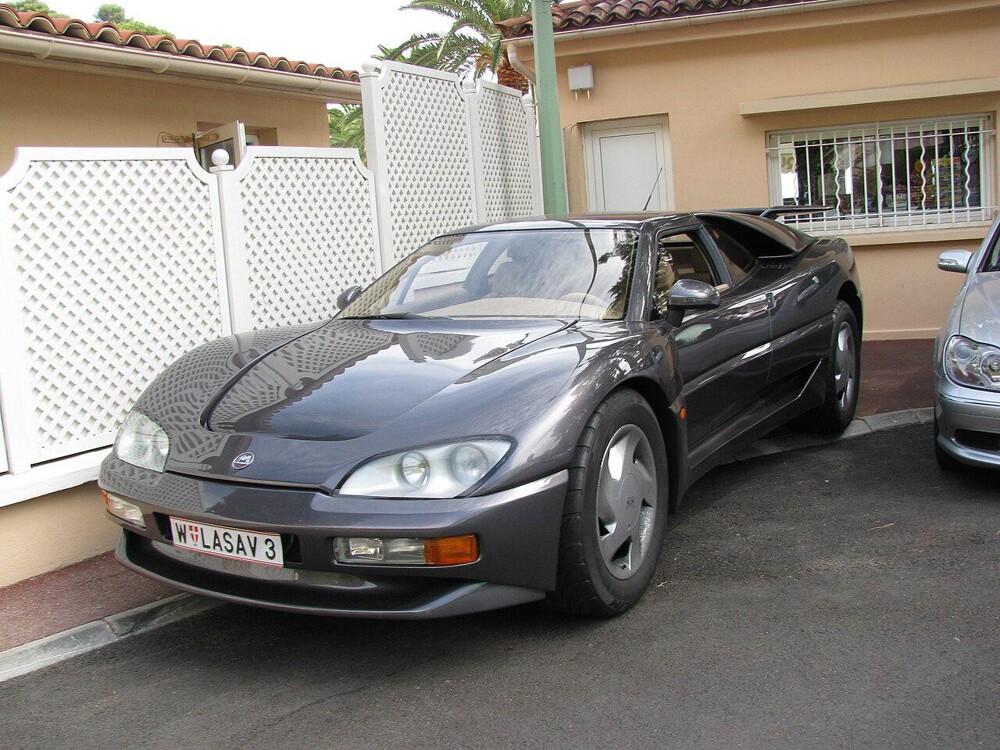MEGA Track: V12 и полный привод ещё в 1992 году

MEGA Track объединил кузов GT-купе, V12 от Mercedes и полный привод. Фр