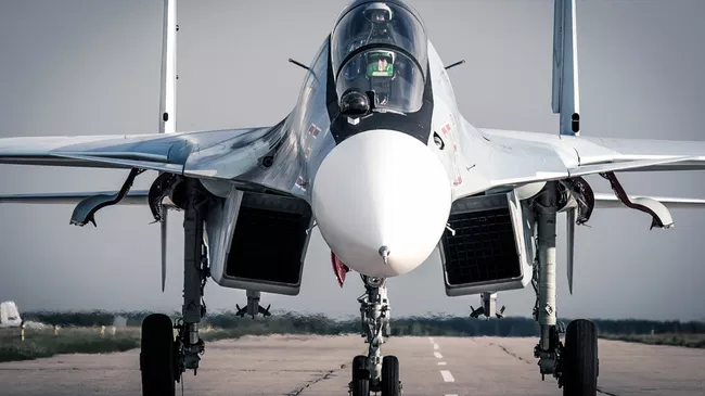 Летчики из России и Индии провели на учении совместные полеты на Су-30СМ

Краткий пересказ от РИА ИИ

Российские и индий