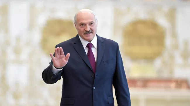 Лукашенко на встрече с Ковальчуком пошутил насчет Брянской области

Краткий пересказ от РИА ИИ

Президент Белоруссии Але