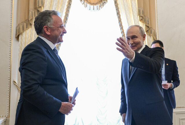 Война. 1701-й день. Переговоры Путина и Уиткоффа в Петербурге. Спецпосланник США привез новый план завершения войны

«Ме