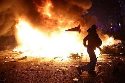 Полковник ВС Франции Хогард рассказал о трех причинах кризиса в стране

Кризис во Франции вызван тремя причинами, среди 