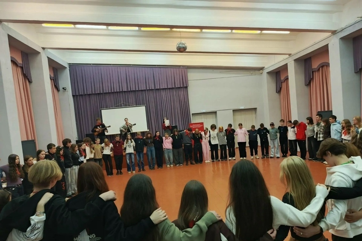 В Доме детского творчества Коряжмы состоялся коммунарский сбор «Оснянка – 2026»

Он объединил 86 активных и творческих р